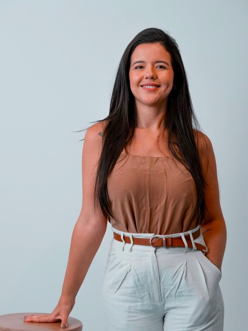 Retrato de Jéssica Muniz, da equipe da Pausa Psicologia